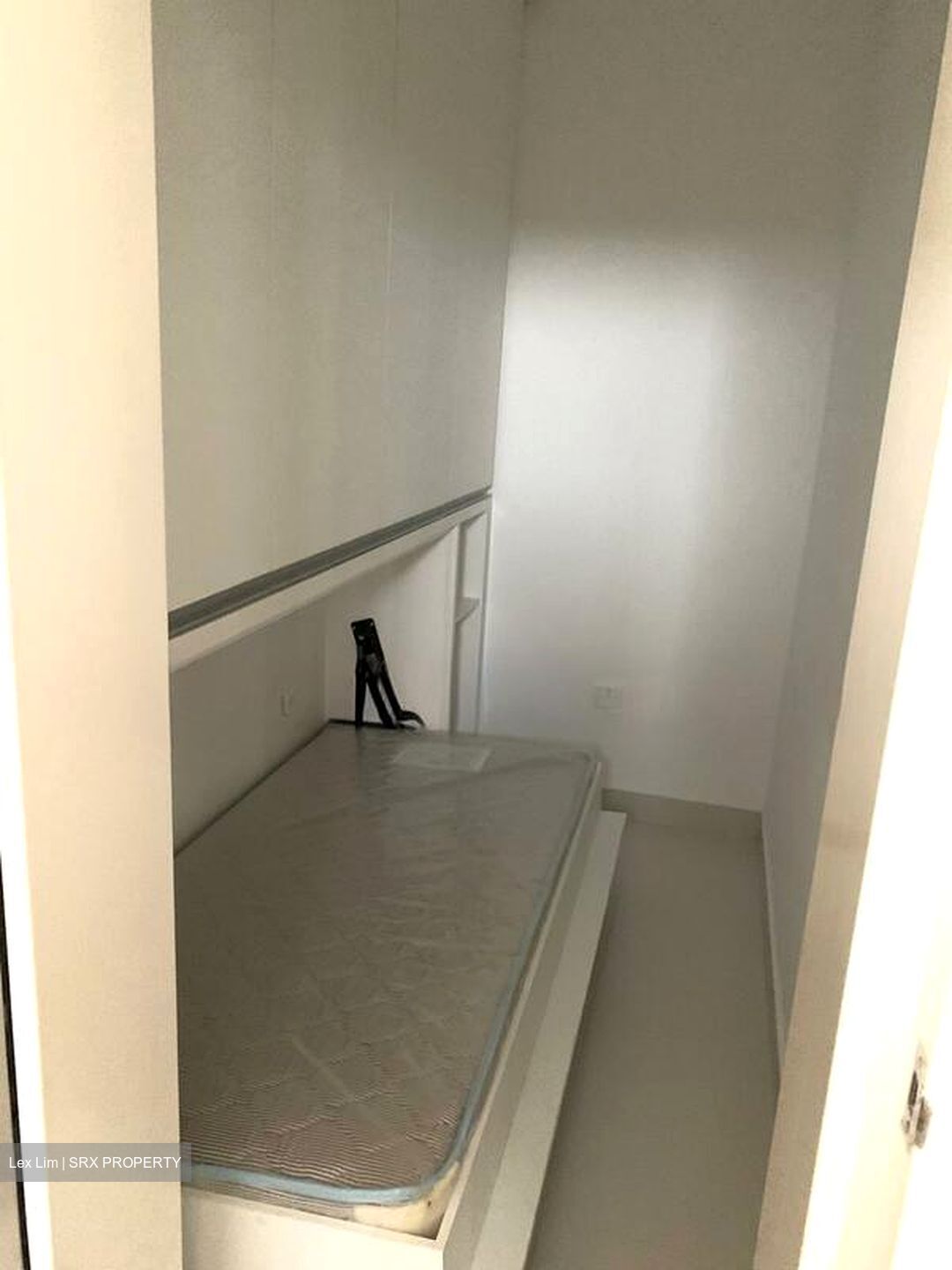 SilverSea (D15), Condominium #589301411